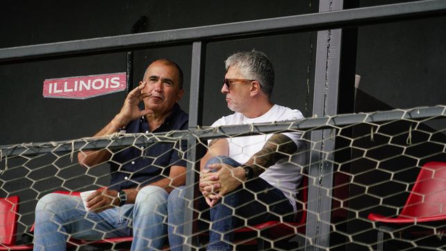 Jorge Messi, padre de Lionel y abuelo de Thiago, presente en Bella Vista para ver a su nieto.