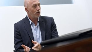 Adolfo Villate. El fiscal a cargo de la Unidad Fiscal de Asistencia a Víctimas de Delitos de Derechos Humanos citó a declarar como testigo al exagente de Inteligencia el lunes próximo.