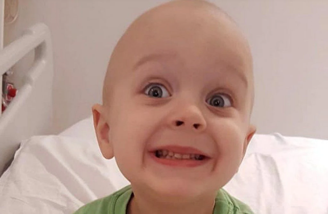 Murió Valentino, el nene de 4 años que había logrado viajar a España para curarse de un tumor
