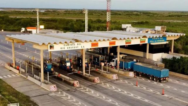 El jueves habrá una jornada de visibilización en el Puente Victoria - Rosario por la amenaza de cesantía de 500 empleados de Caminos del Río Uruguay&nbsp;