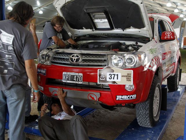 El Toyota Yacopini ya está listo para empezar la aventura del Dakar