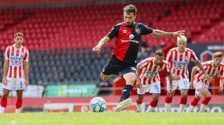 Scocco marcó ante Unión y también ante Atlético Rafaela.