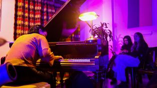 Piano Adentro está integrado por cuatro músicos de diferentes localidades que recorren la provincia con un repertorio popular. Invita Cultura de la provincia&nbsp;