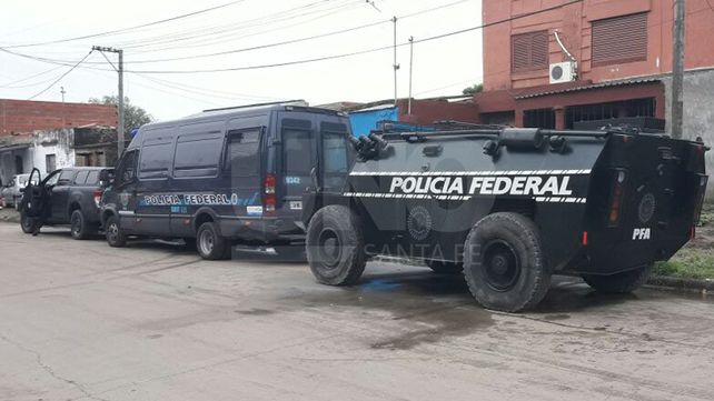 Un vehículo de la Policía Federal se incendió por un desperfecto mecánico