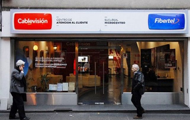 Cablevisión obedeció recién anteanoche el fallo judicial emitido el último viernes por el juez federal Alejandro Sánchez Freytes.