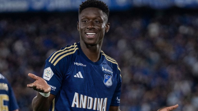 El extremo colombiano Jhon Córdoba, de Millonarios, es del interés de Newell's.