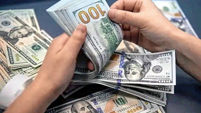 El dólar oficial volvió a subir El dólar oficial volvió a subir