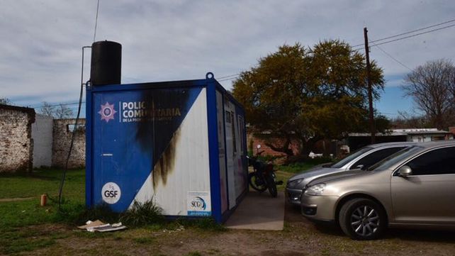 Violento ataque a una base de la Policía Comunitaria en Capitán Bermúdez