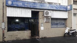 Alarma por el incendio en un sede sindical