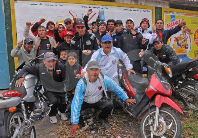 La previa del clásico: a puro chori, asado y amigos