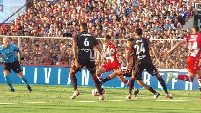 La última vez que Unión y River se vieron las caras en el 15 de Abril fue victoria del Tate por 1-0.