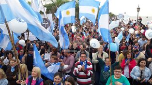 Convocan a una caravana contra la ideología de género en la educación
