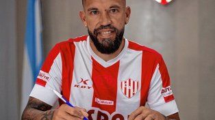 Miguel Torrén llega libre a Unión proveniente de Argentinos Juniors y firmó por dos años.