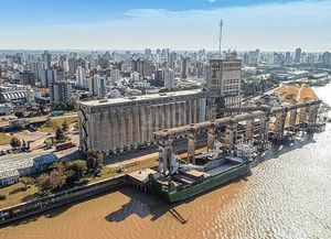 Por la bajante, el Puerto de Santa Fe evalúa operar de noche y con barcazas