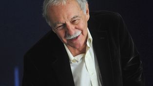El español Eduardo Mendoza ganó el premio Cervantes