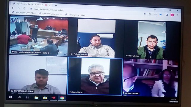 Los empresarios Daniel Hereñú (izq.) e Iván Szczech (der.) quieren firmar probation por peculado en Municipio.