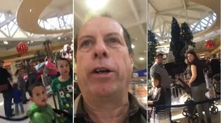 Un predicador evangélico le arruinó la Navidad a los chicos en un centro comercial