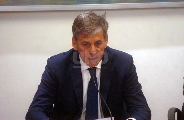 El intendente Emilio Jat&oacute;n