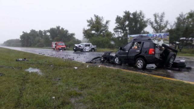 Investigan las causas de la muerte de toda una familia en la ruta 12