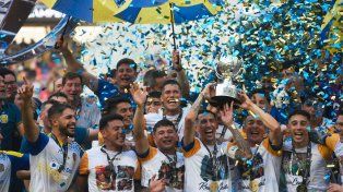 El mal tiempo obligó a Central a posponer los festejos en el Monumento