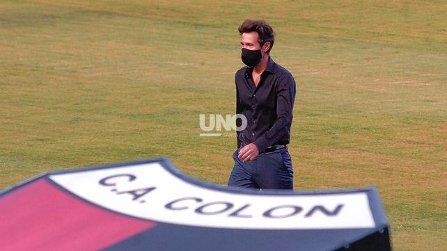 El aniversario de Eduardo Domínguez en Colón trae felicidad