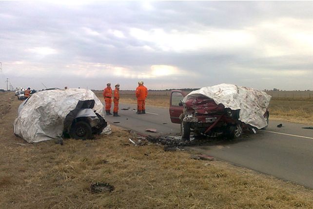 Fallecieron cuatro personas en un accidente en rutas cordobesas, dos son de Sunchales