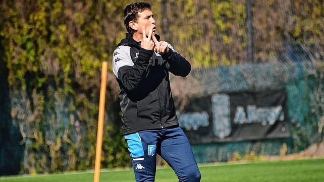 Úbeda y su salida de Racing: La idea era seguir hasta diciembre