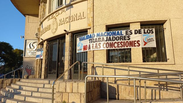 Vialidad es de los trabajadores: fuerte rechazo en Santa Fe a la disolución del organismo Vialidad es de los trabajadores: fuerte rechazo en Santa Fe a la disolución del organismo