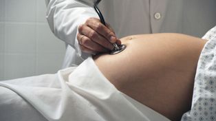Se conmemora el Día de la Obstetricia y de la Embarazada