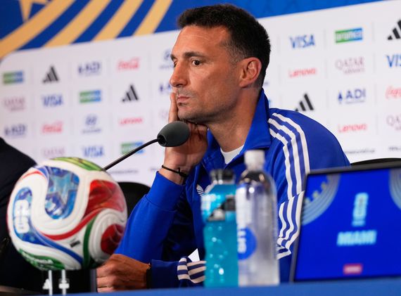 Scaloni: Las dos selecciones basan todo en la pelota, en eso nos parecemos mucho