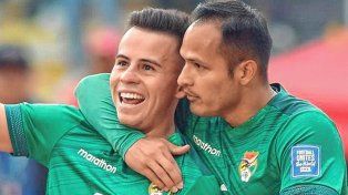 Bolivia sumó su primera victoria en las Eliminatorias, al vencer 2-0 a Perú, con los gritos de Henry Vaca y Ramiro Vaca.