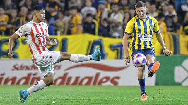 Imanol Machuca es uno de los tres jugadores de Unión que tiene cuatro tarjetas amarillas.