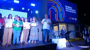 La inauguración del Instituto de Formación Villa Constitución dejó una señal clara: frente a la incertidumbre, más educación; frente a la crisis, más formación; frente al desarraigo, universidad en el territorio.&nbsp;