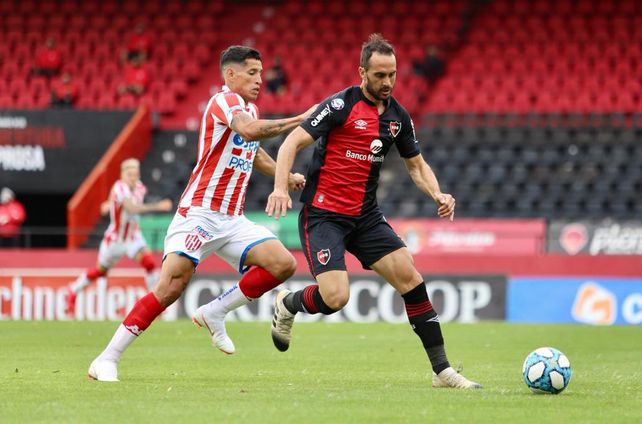 Newells empató su primer amistoso ante Unión con un gol de penal de Nacho Scocco