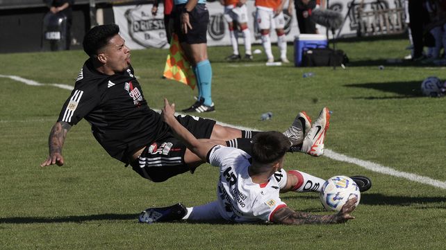 Pablo Altamirano disputó 45 minutos frente a Riestra y dejó buenas sensaciones.