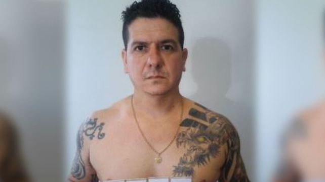 Martín Tripa Celer al ser apresado tras un allanamiento ilegal que realizó en la ciudad de Santa Fe.