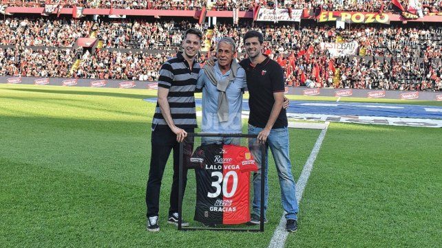 El Doctor Eduardo Lalo Vega fue reconocido por la dirigencia de Colón