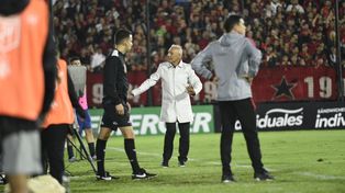 Miguel Angel Russo lo hizo de nuevo. Otra vez Central venció a Newells.