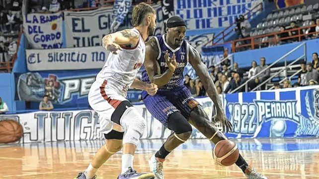 Peñarol y Unión se verán las caras este martes en el Polideportivo Islas Malvinas por la Liga Nacional.
