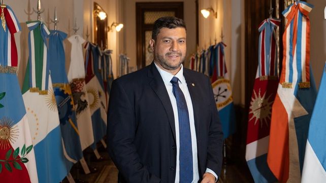 El diputado nacional rosarino Gabriel Chumpitaz asumió la presidencia de la comisión de Intereses Marítimos