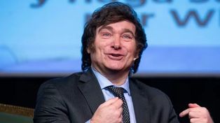 Los números de un plan a motosierra y licuadora