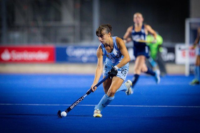 Rocío Bianchi hace camino en el hockey con Las Leoncitas.