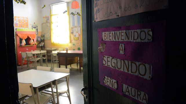 Los gremios docentes aseguran que el acatamiento del paro es del 90%