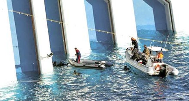 Hallan m&aacute;s cad&aacute;veres en el crucero