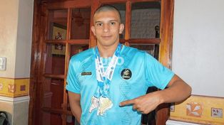 &nbsp;Tomás Dipaolo, nadador de Unión, se trajo cinco medallas del Sudamericano Juvenil de Lima.