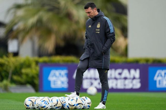 Lionel Scaloni tiene en mente que juegue un futbolista surgido en Newells