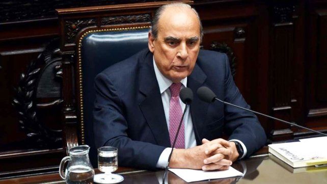 En medio del escándalo de las coimas en Andis