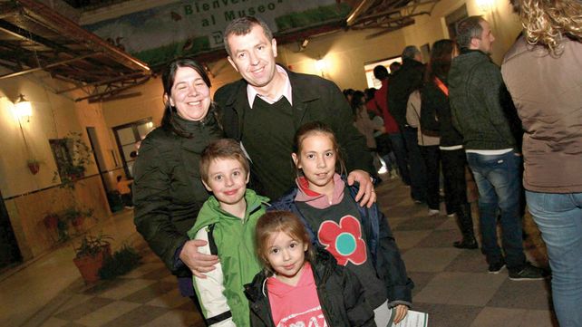 Descubrieron la fauna y flora con linternas