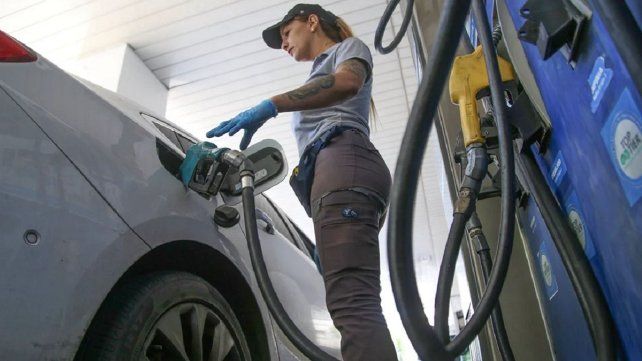 El consumo de combustibles cayó 1