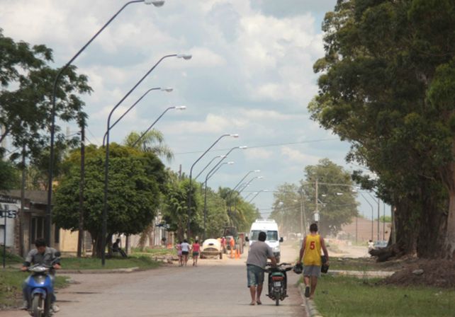 Avanzan las obras de apertura de calle y construcción de viviendas en Coronel Dorrego